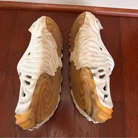 Salehe Bembury x Pollex Clog Crocs
Stratus Mens Size 12 Spunge no straps - Picture 3 of 8